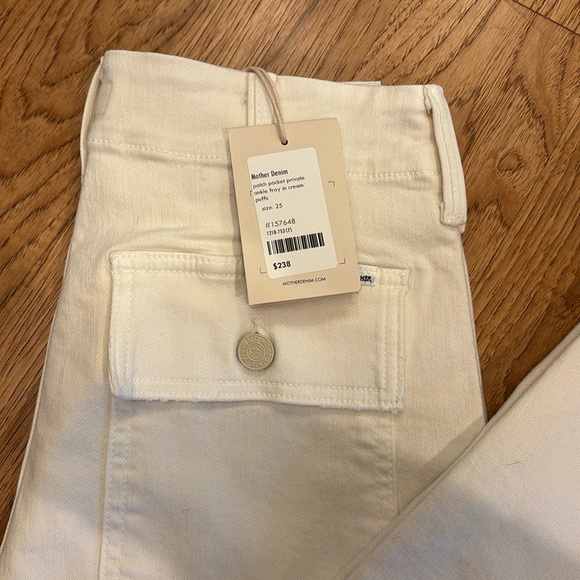 Mother Denim Patch Pocket Private Ankle Fray in cream puffs - Picture 2 of 6